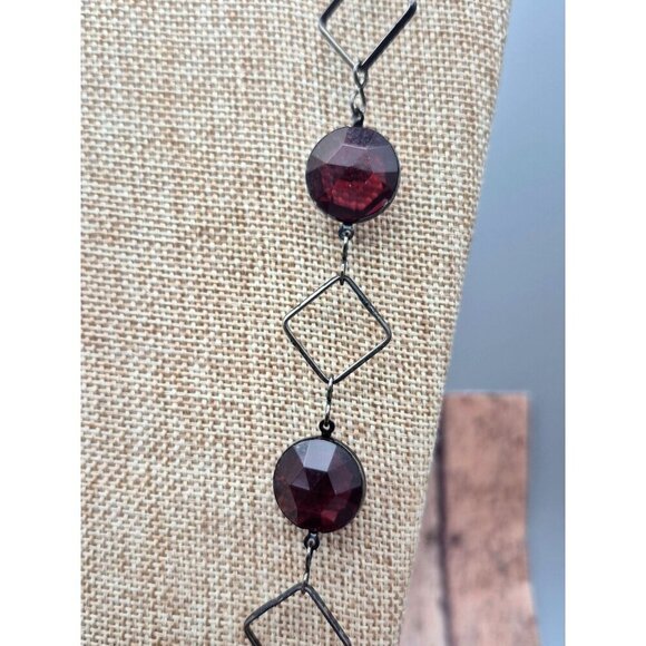 Black Metal Link Chain Dark Deep Red Round Beads Long 36" Necklace Pull Over - Picture 3 of 6